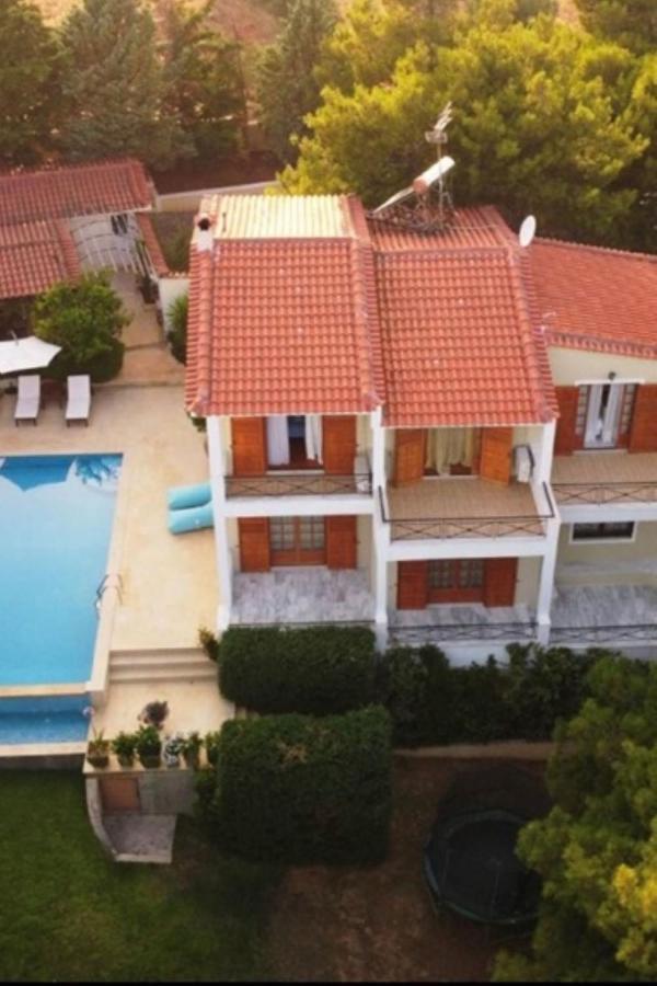 Villa Corina Near The Airport Kouvarás Buitenkant foto
